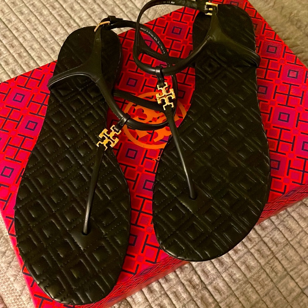 Tory Burch Black Quilted sandal